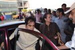 Dilip Kumar with Saira Banu leaves for Hajj in Mumbai Airport on 2nd Jan 2013 (5).JPG